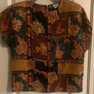 Colorful Paisley Print Top vintage size small has shoulder pads
